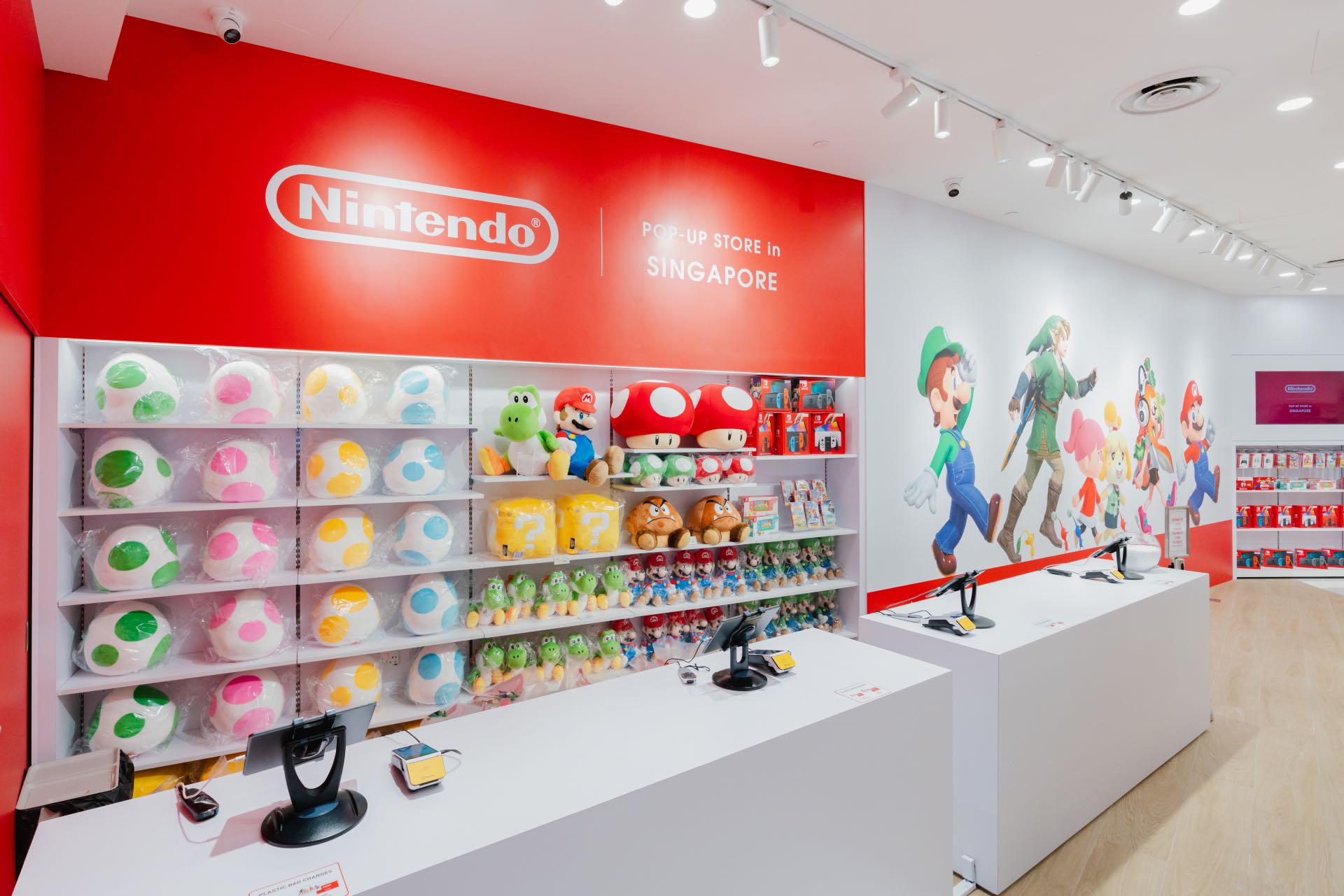 Counter-in-the-Nintendo-POP-UP-STORE-in-SINGAPORE