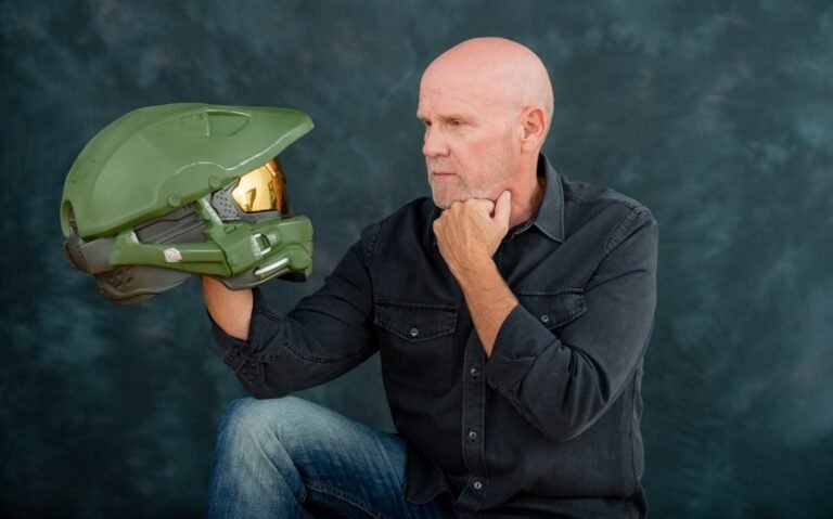 ممثل صوت Master Chief يطالب بإزالة صوته من فيديو دعائي مرتبط بالحرب ضد إيران