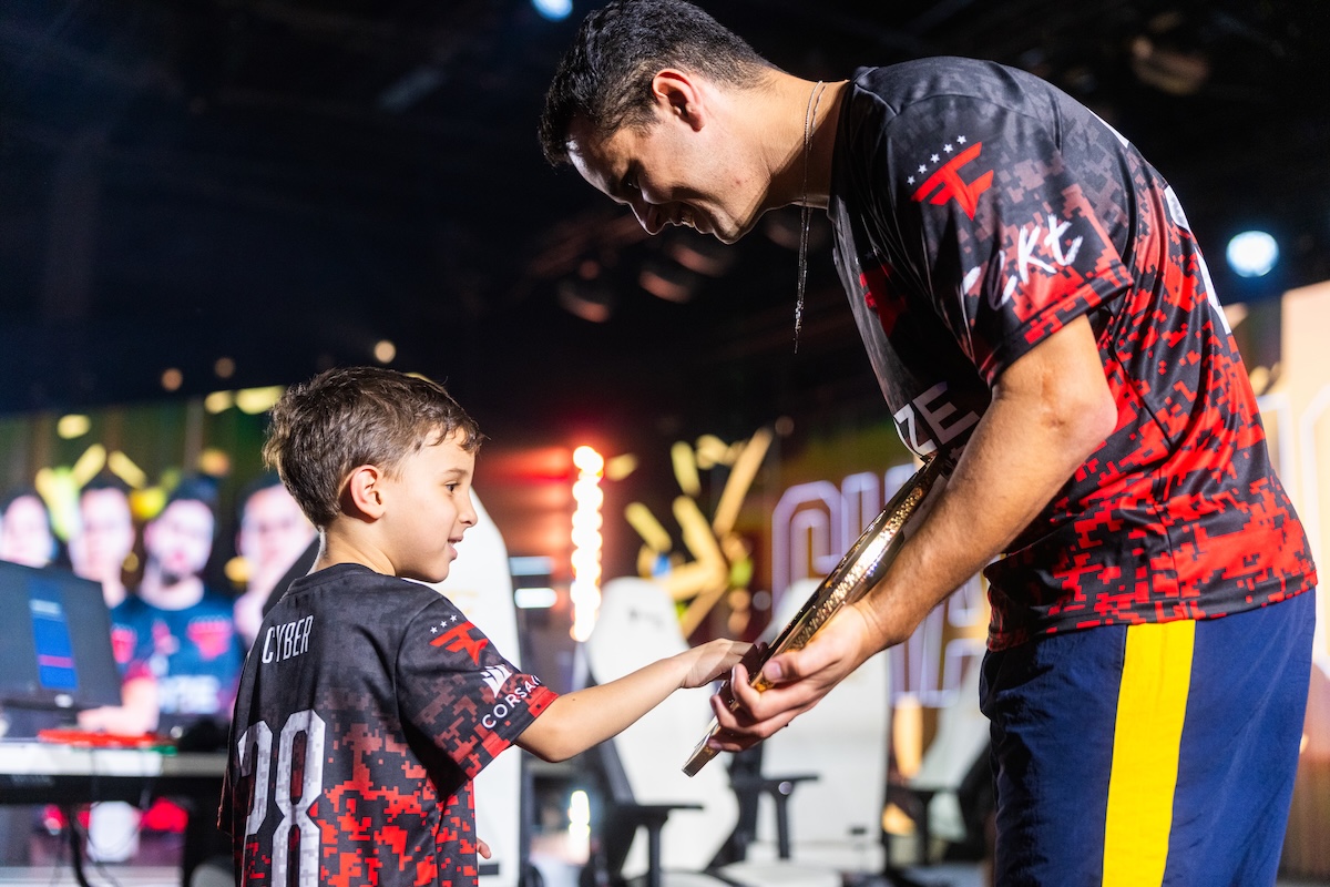 FaZe Clan ضد FURIA في نهائي Rainbow Six Siege ضمن EWC 2026